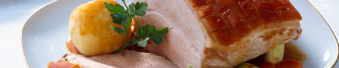 Krustenbraten - so gelingt dir der bayrische Klassiker mit perfekter Kruste Krustenbraten - so gelingt dir der bayrische Klassiker mit perfekter Kruste