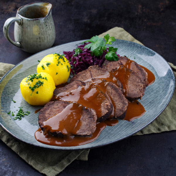 Rinderbraten perfekt zubereiten: Tradition, Geschmack & Tipps vom Metzgermeister