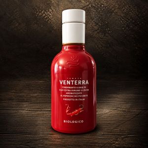 Tenuta Venterra | Biologico | sortenreines Extra Natives Bio-Olivenöl | Aromatisiert mit Peperoni | 250ml