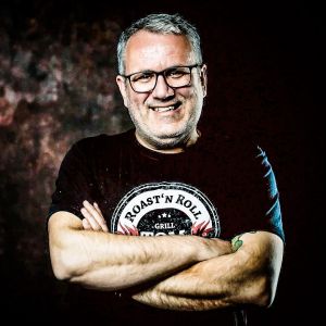 Aromakünstler und Grill Vizemeister Tom Heinzle |live in der Steakschaft |Kurs 2022 hier buchen | Metzgerei DER LUDWIG