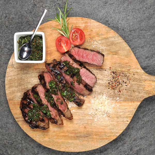 Gebeeftes Dry Aged Rumpsteak von der Grand Mu mit Chimichurri