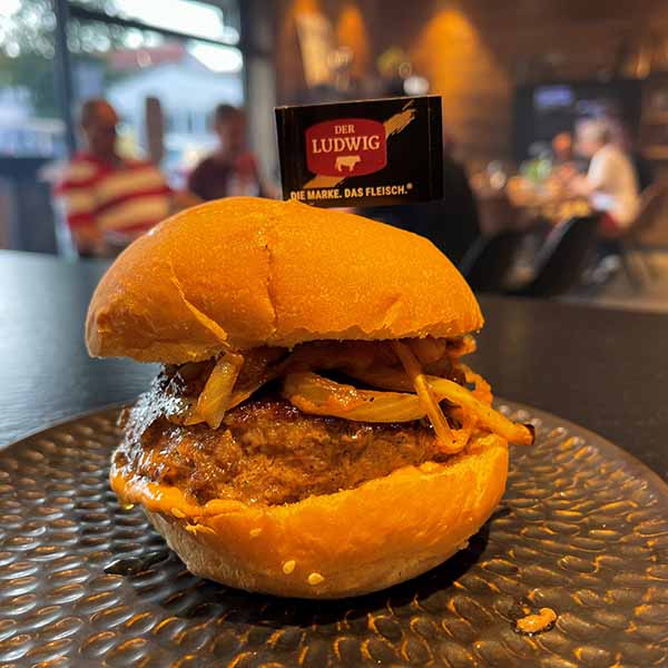 Full Bacon Burger mit Street Food Mayo