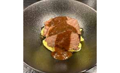 Geschmorte Ochsenbäckchen mit Kartoffelpüree