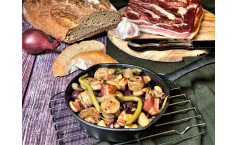 Bratwurst, Speck & Bohnen kräftiges Pfannengericht